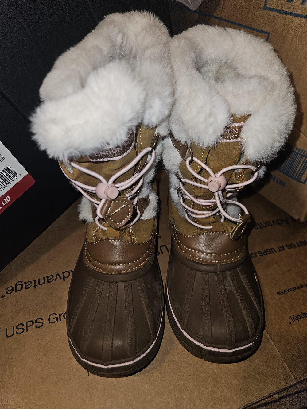 London Fog Brown Womens Waterproof Snow Boots with Pink Accents